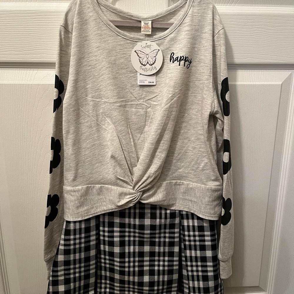 Girl’s gray, black, white skirt/top set